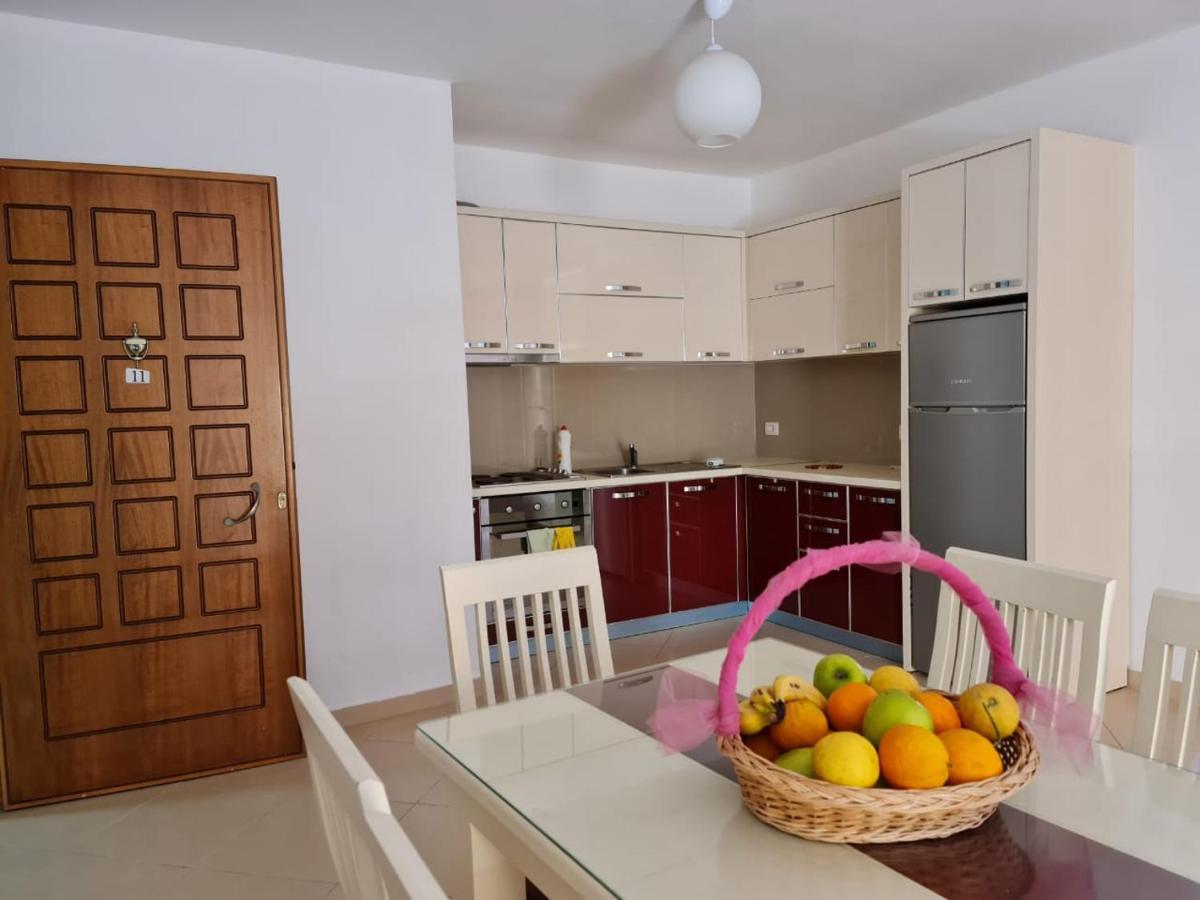 Meltin Apartments Саранде Екстериор снимка