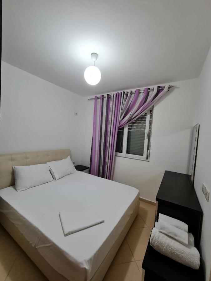 Meltin Apartments Саранде Екстериор снимка