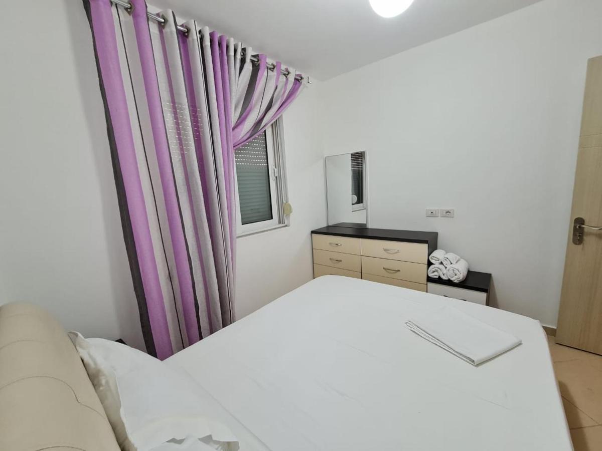 Meltin Apartments Саранде Екстериор снимка